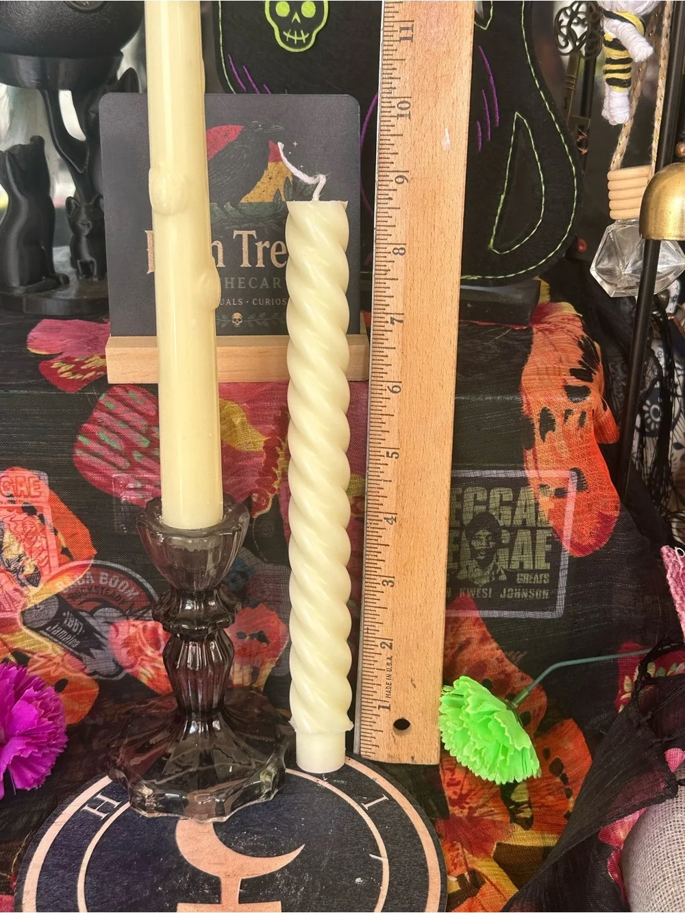 Set of 2 Ivory Taper Candles – Spiral & Pumpkin Detail
